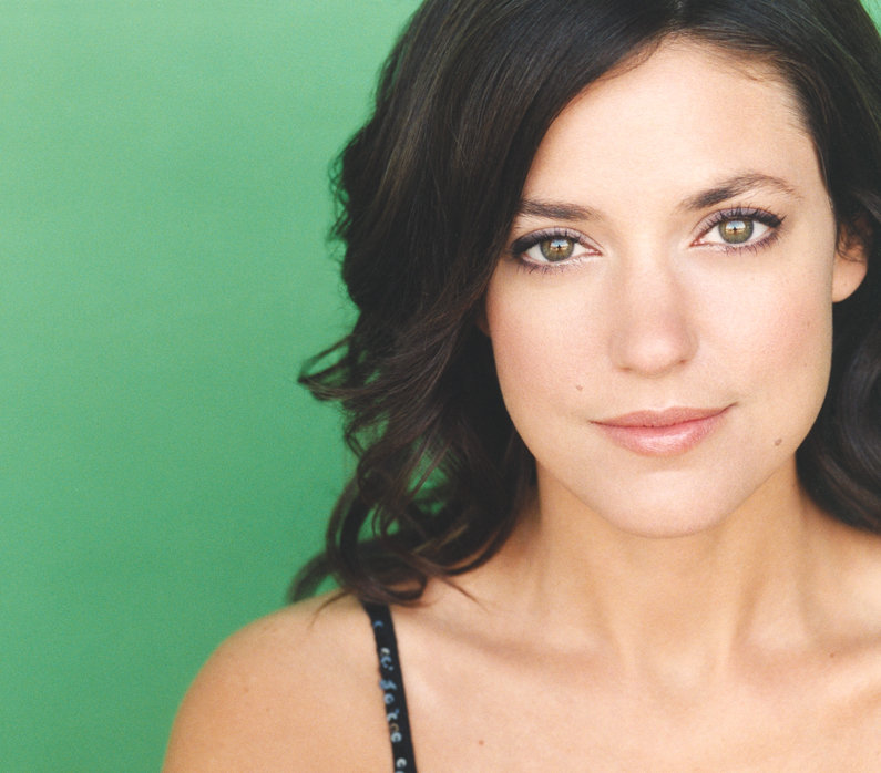 actor Jill Maddrell large photo