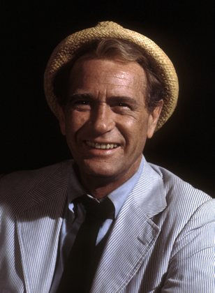 actor Darren McGavin large photo