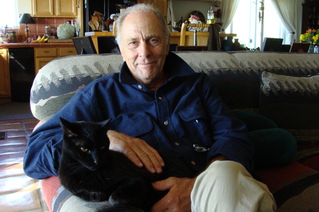 actor Jim Haynie large photo