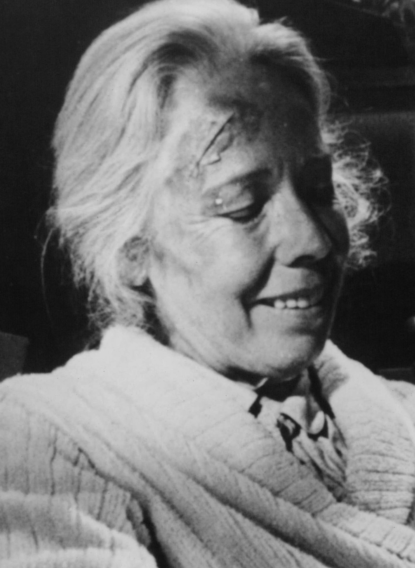 actor Elizabeth Hoffman large photo