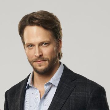 actor Jon Cor large photo