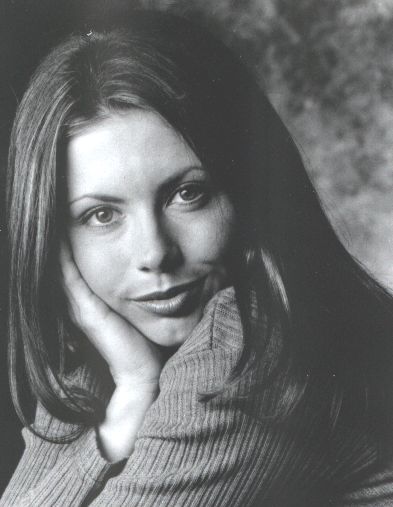 actor Peta-Marie Rixon large photo