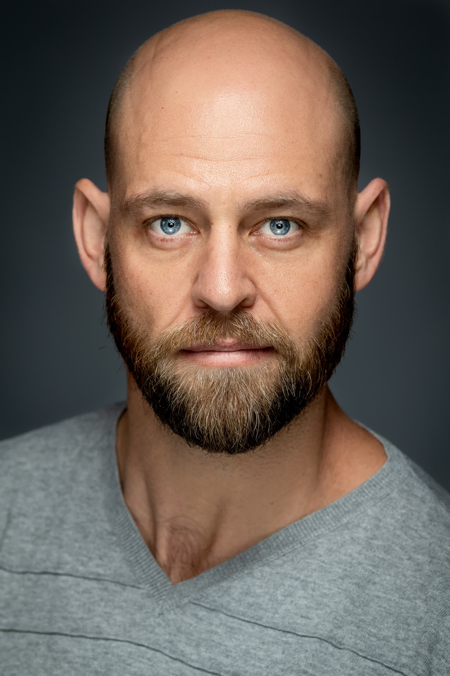 actor Charlie Bouguenon large photo