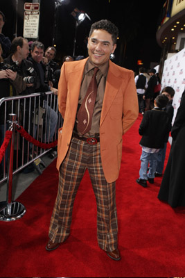 actor Nicholas Turturro large photo