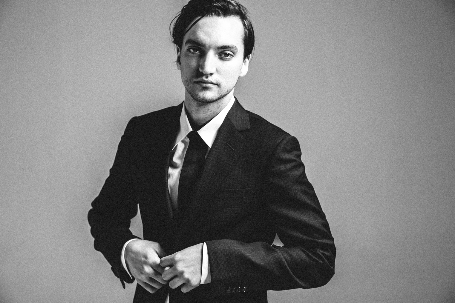 actor Richard Harmon large photo