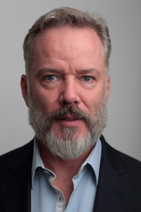 actor Michael Hobbs large photo