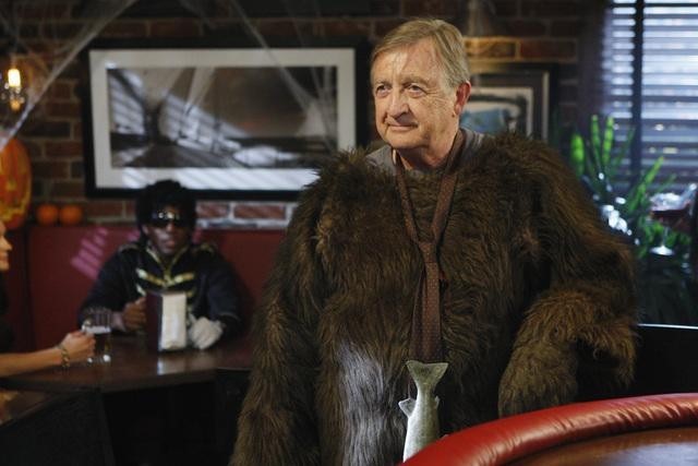 actor Ken Jenkins large photo