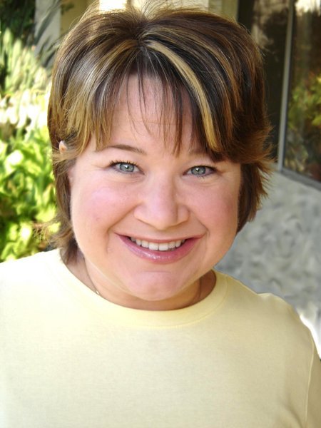 actor Kelly Keaton large photo