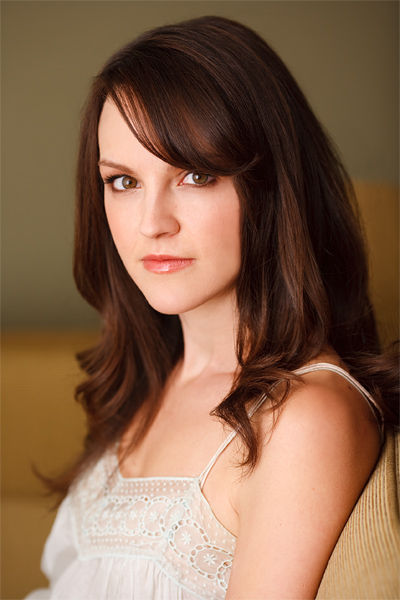 actor Carla Gallo large photo