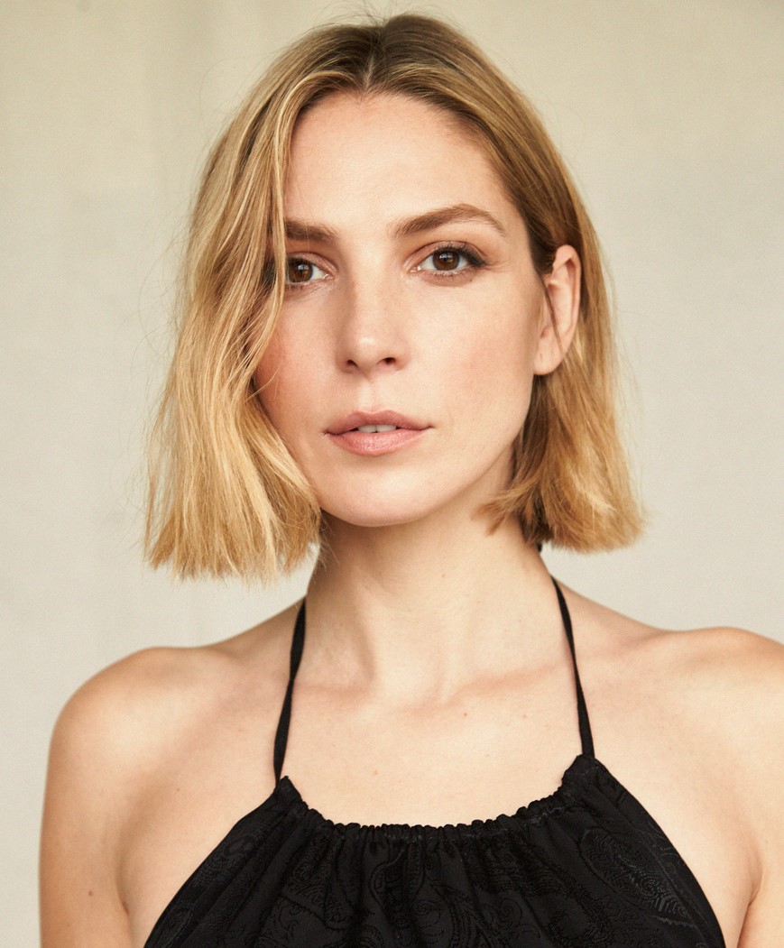 actor Paloma Bloyd large photo