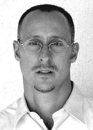 actor Gavin O'Connor large photo