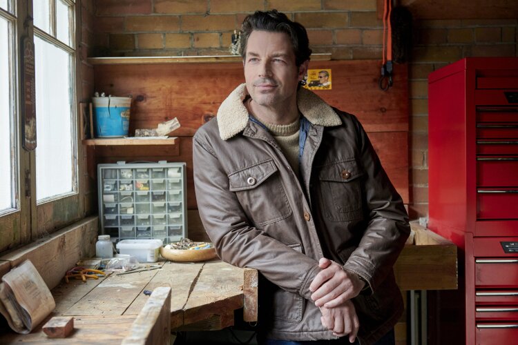 actor Brennan Elliott large photo