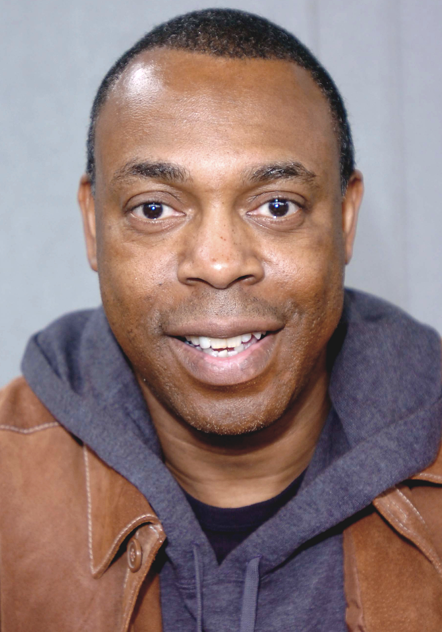 actor Michael Winslow large photo