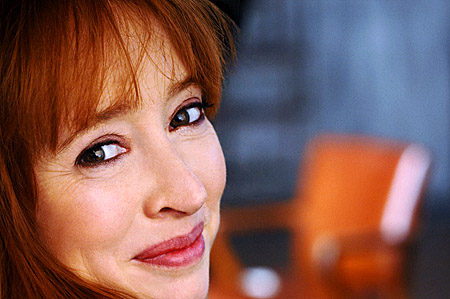 actor Lucinda Clare large photo