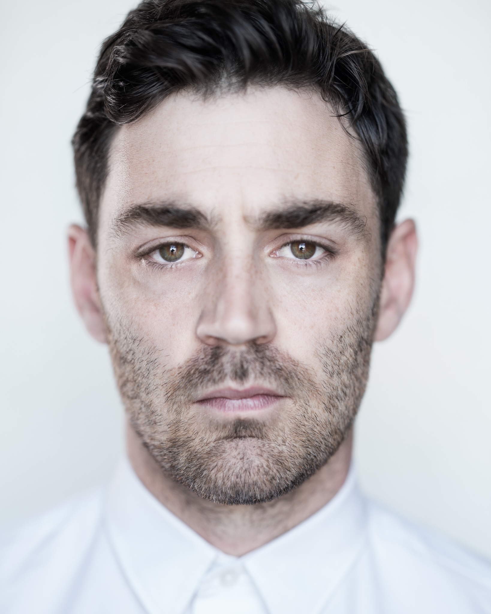 actor Matthew McNulty large photo