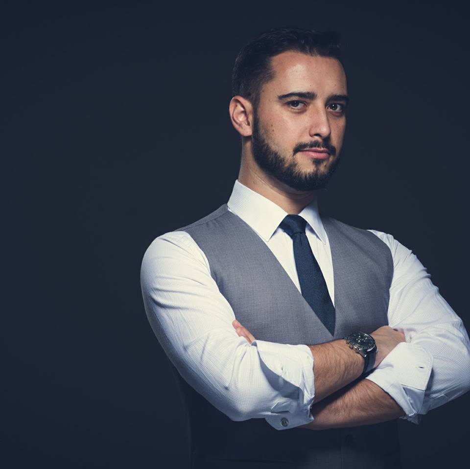 actor Roy Hill large photo