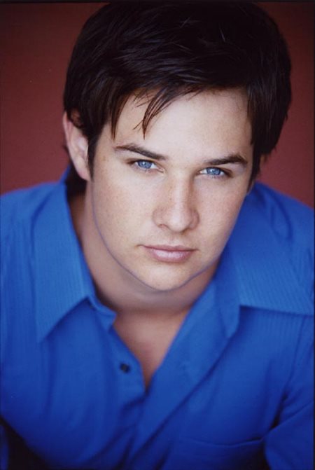 actor Ryan Merriman large photo