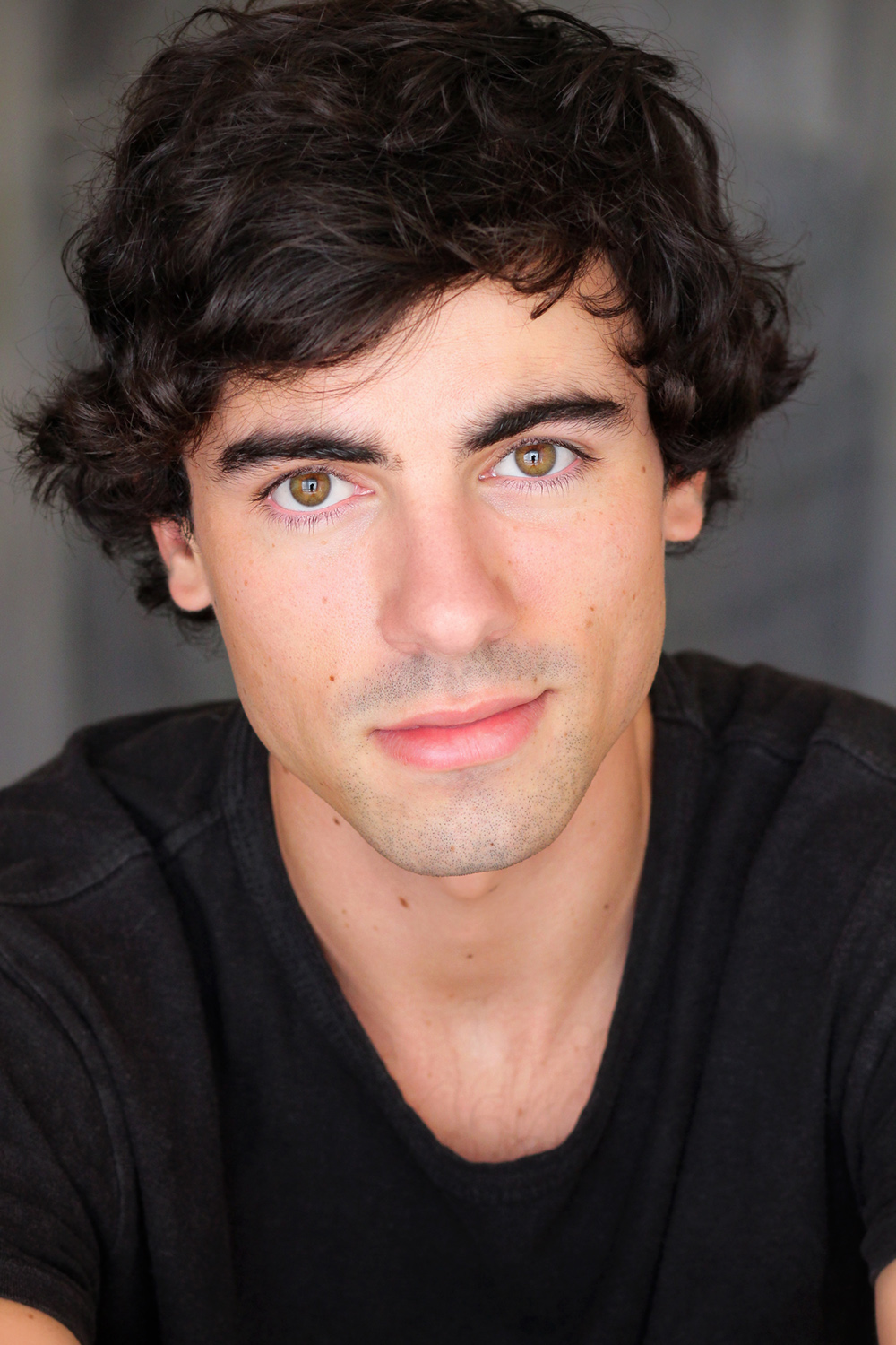 actor Roby Attal large photo