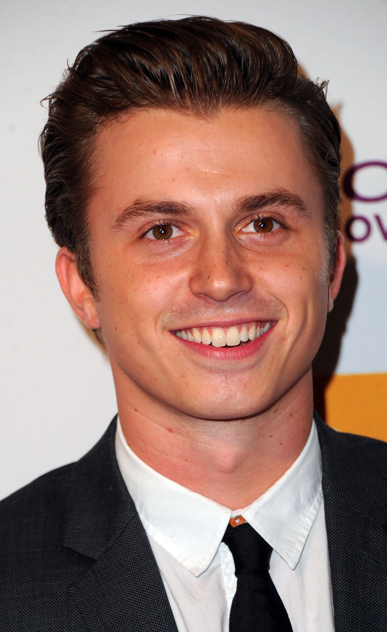 actor Kenny Wormald large photo