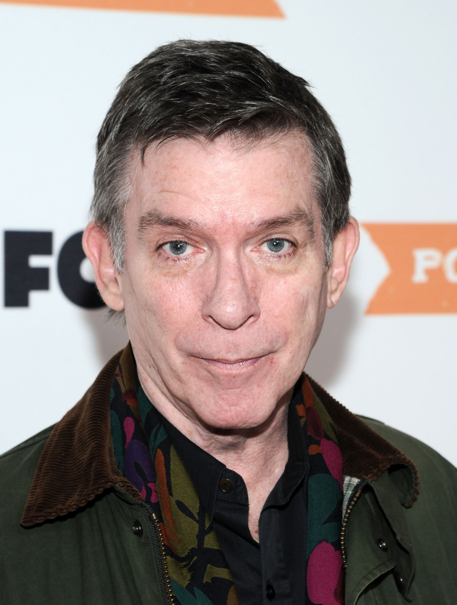 actor Kurt Loder large photo