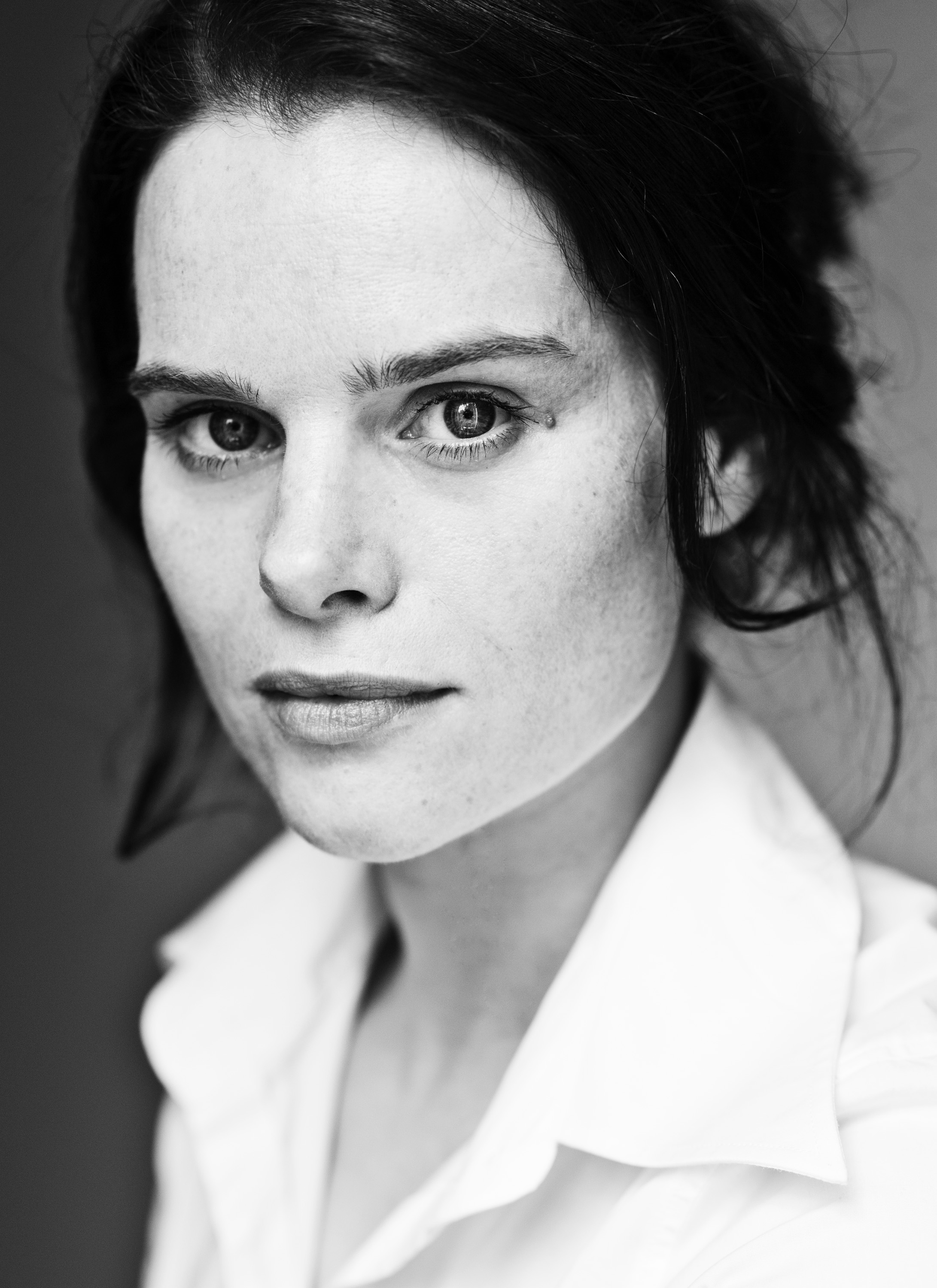 actor Rebecca Palmer large photo