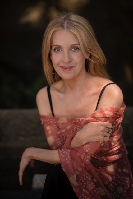 actor Deborah Offner large photo