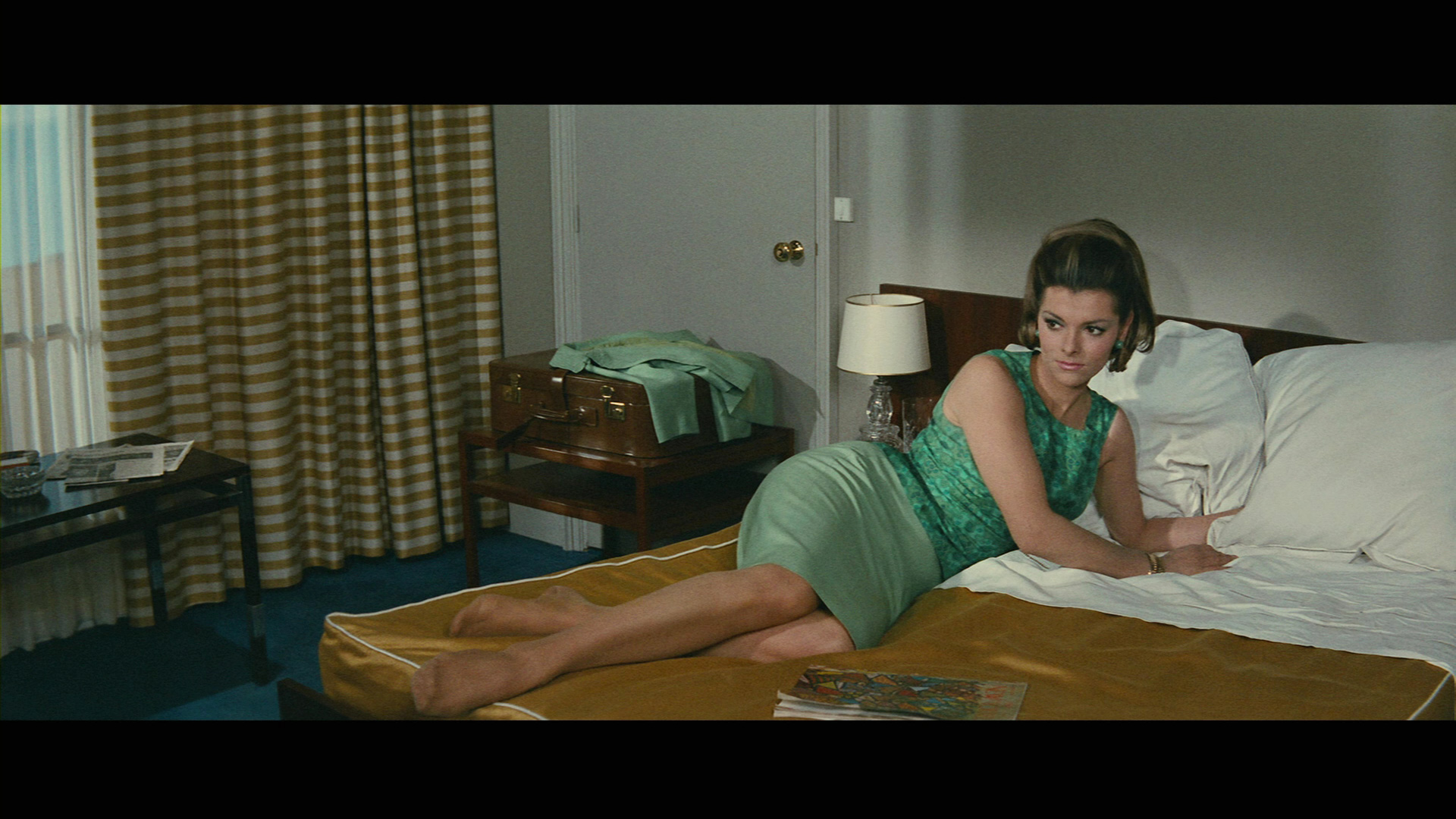 actor Perrette Pradier large photo