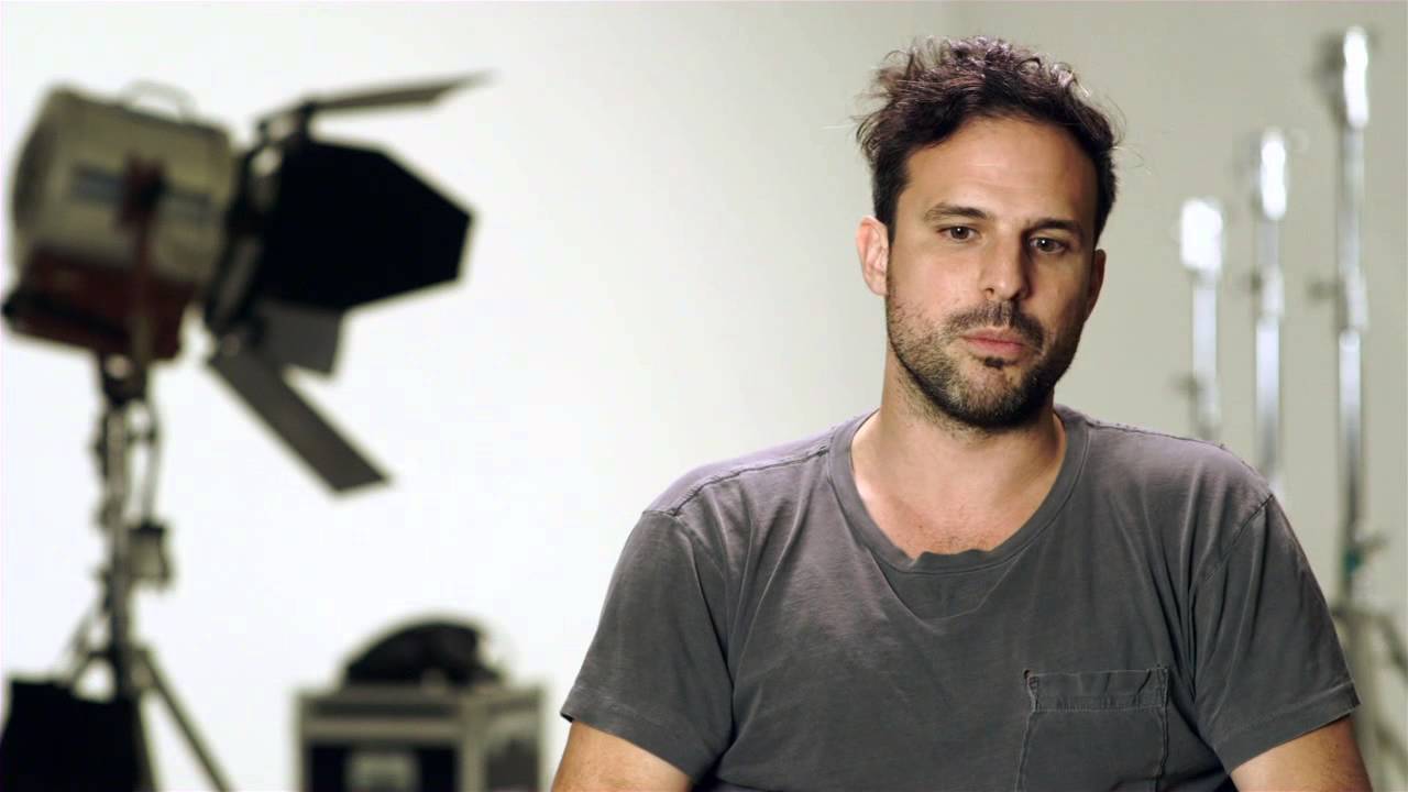 actor Tom Gormican large photo