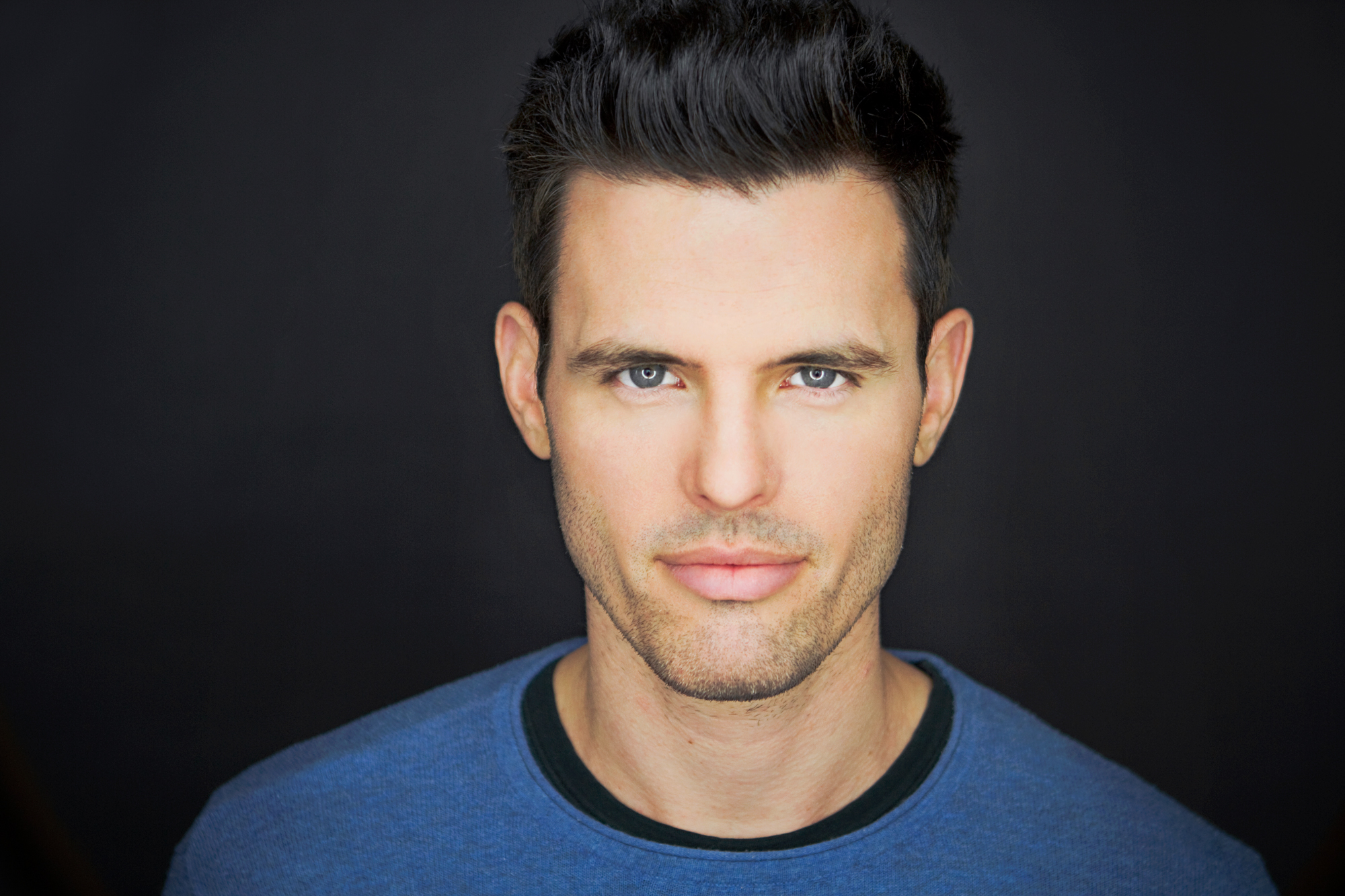 actor Chris Santos large photo