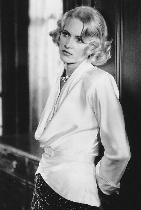 actor Alexandra Powers large photo