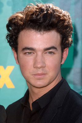 actor Kevin Jonas large photo