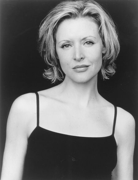 actor Kristen Shaw large photo