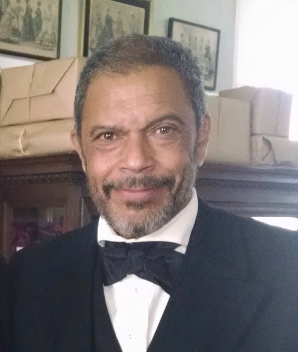 actor Lonnie Farmer large photo