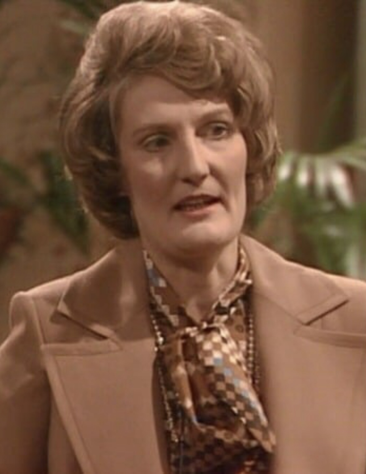 actor Charmian May large photo