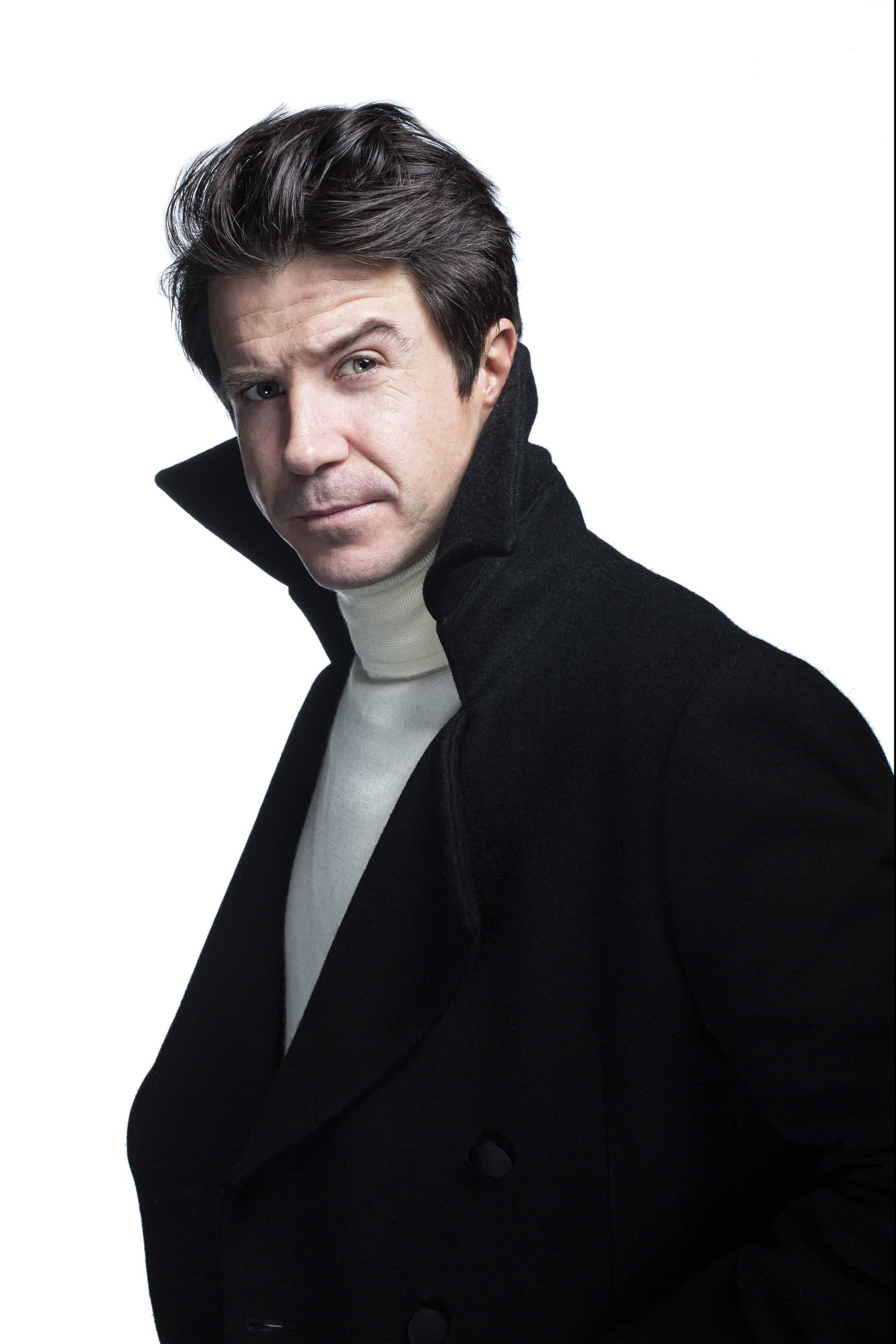 actor Henrik Lundström large photo