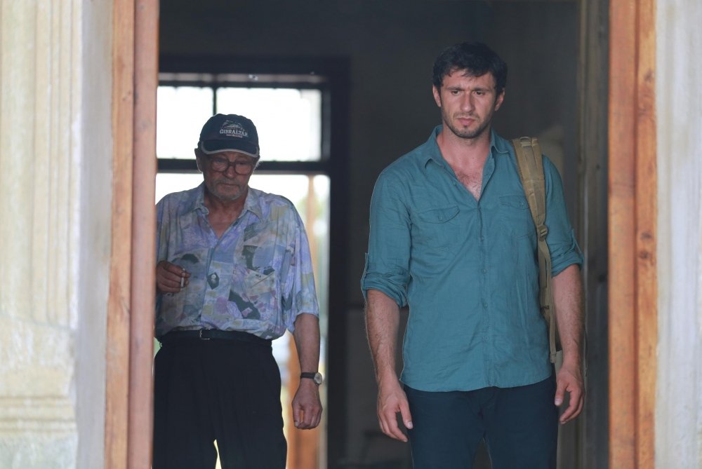 actor Dragos Bucur large photo