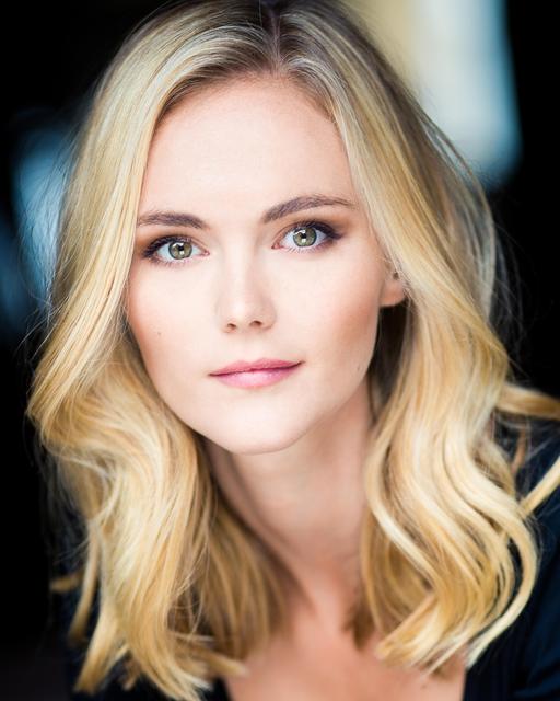 actor Jayne Wisener large photo