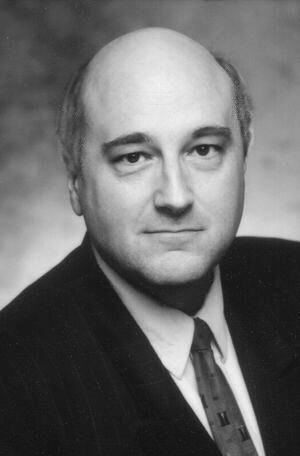 actor John Apicella large photo