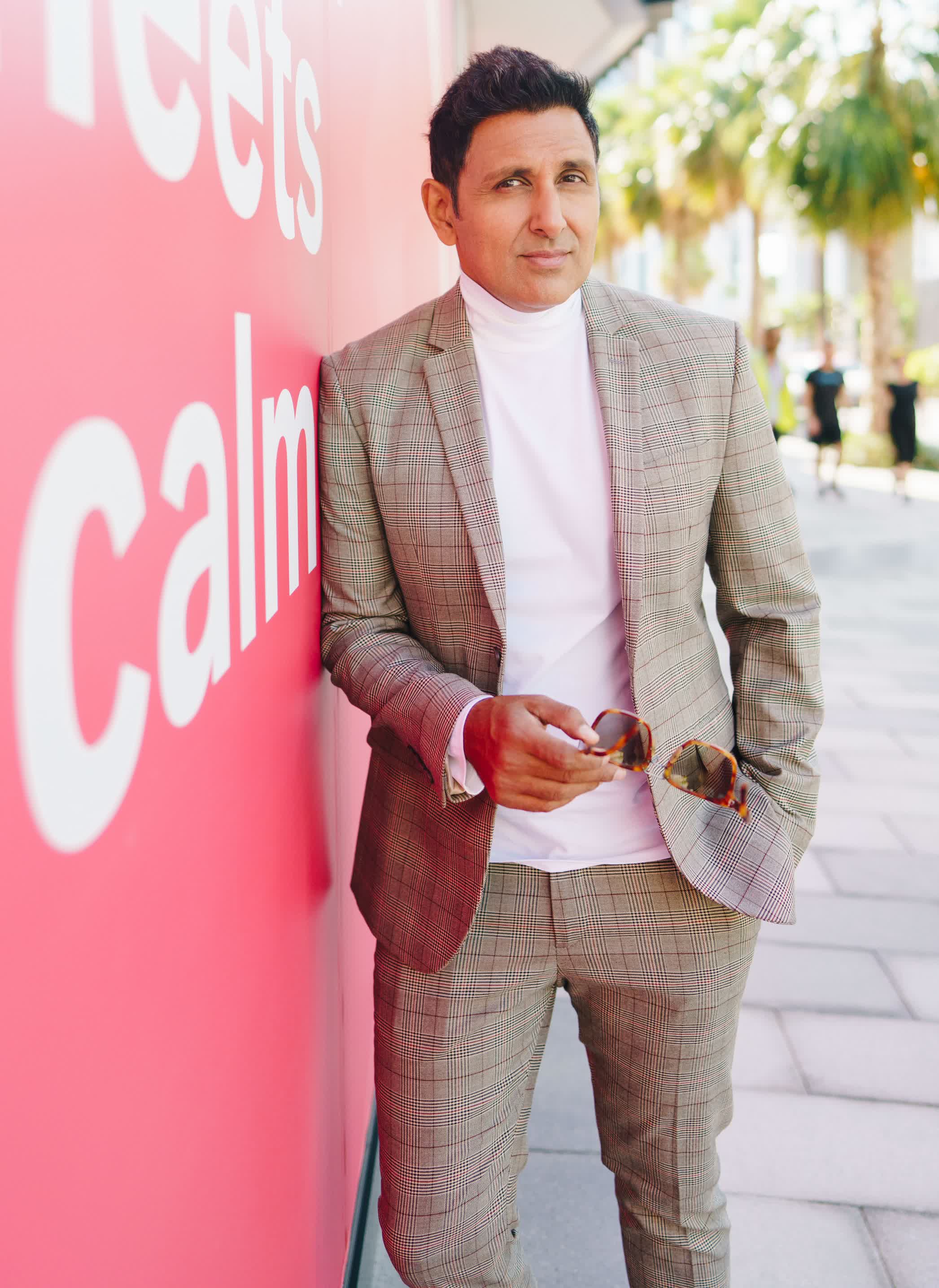 actor Parvin Dabas large photo