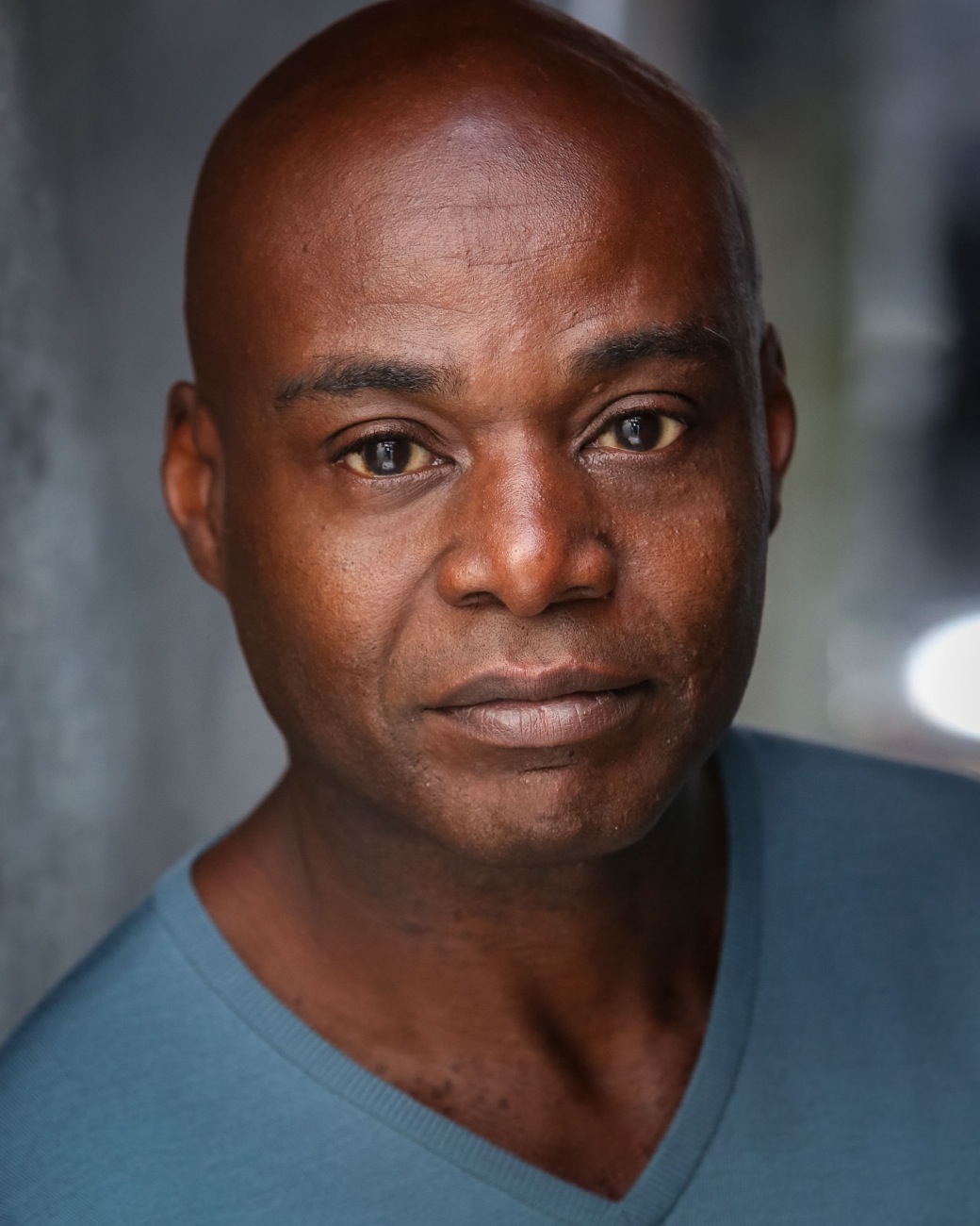 actor Maynard Eziashi large photo