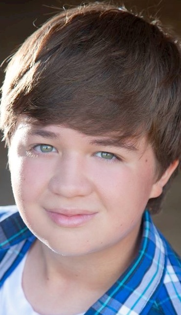 actor Conner Rayburn large photo