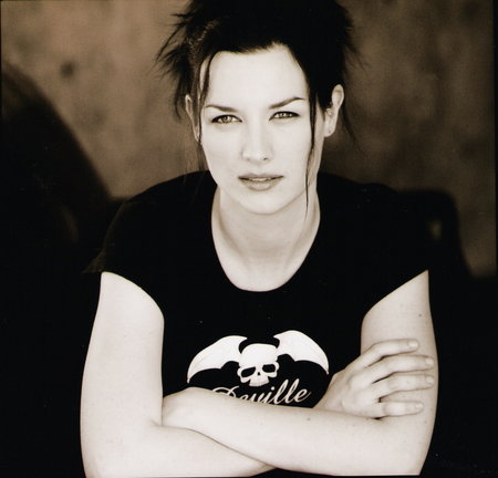 actor Erica Carroll large photo