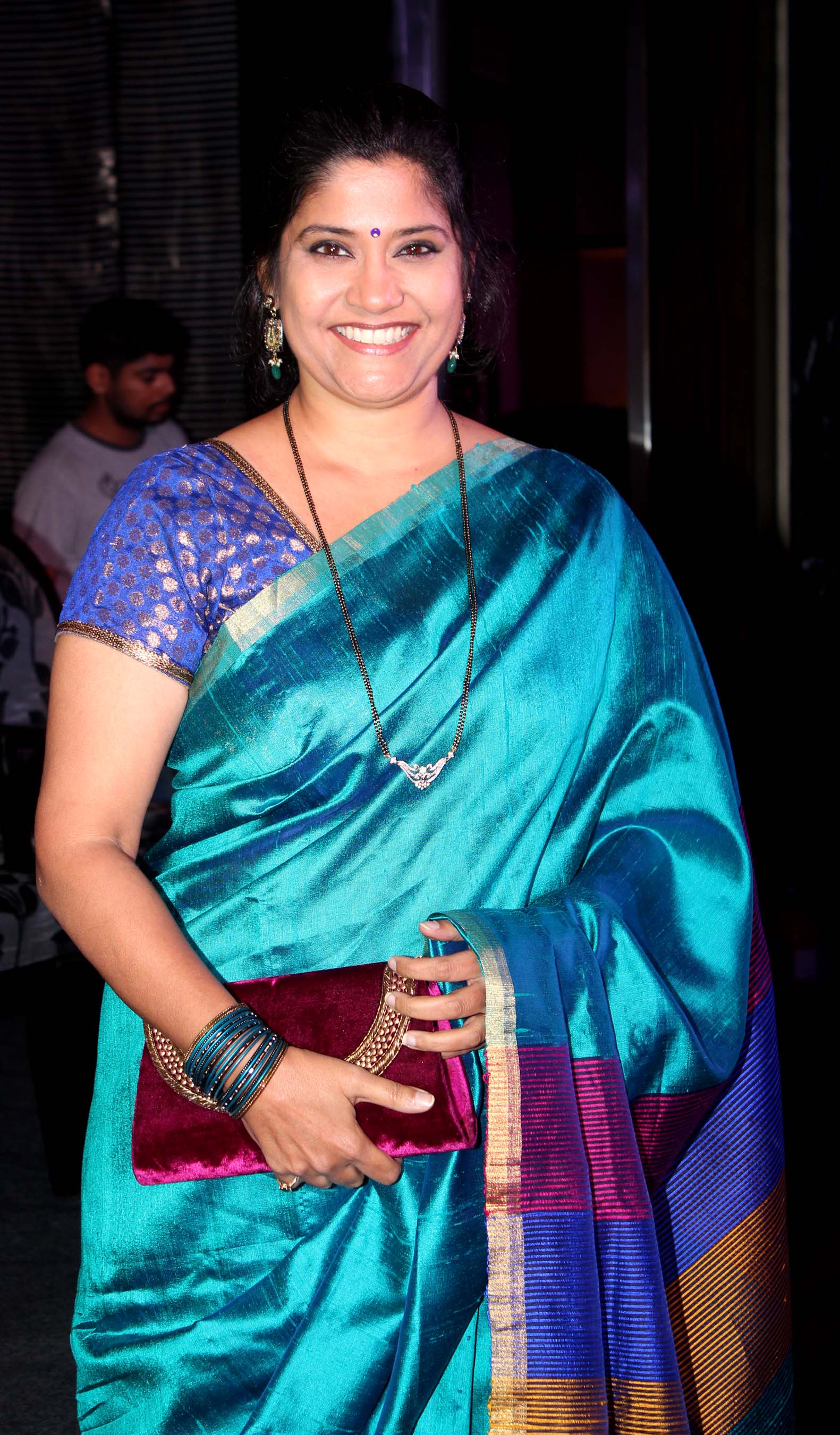 actor Renuka Shahane large photo