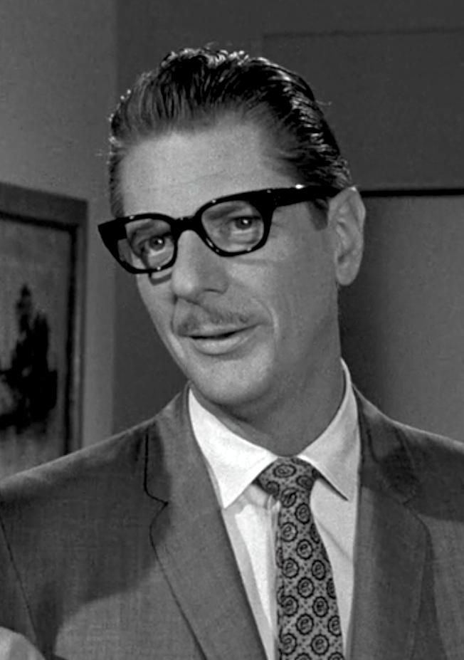 actor George Ives large photo