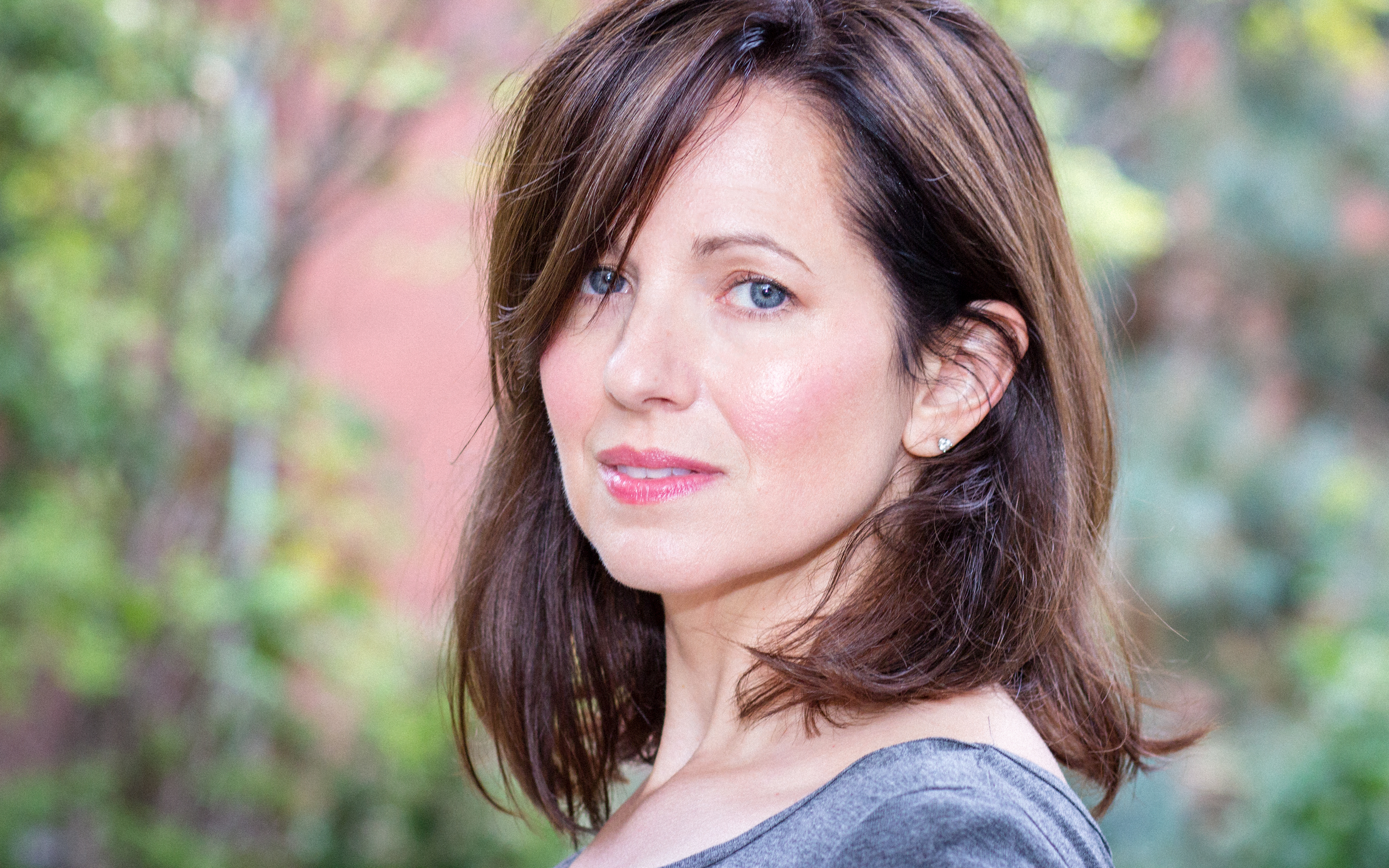 actor Laura Clifton large photo