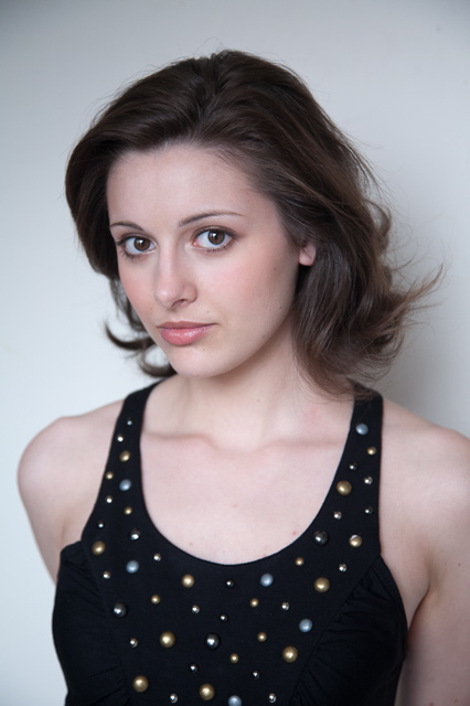 actor Vivien Cardone large photo