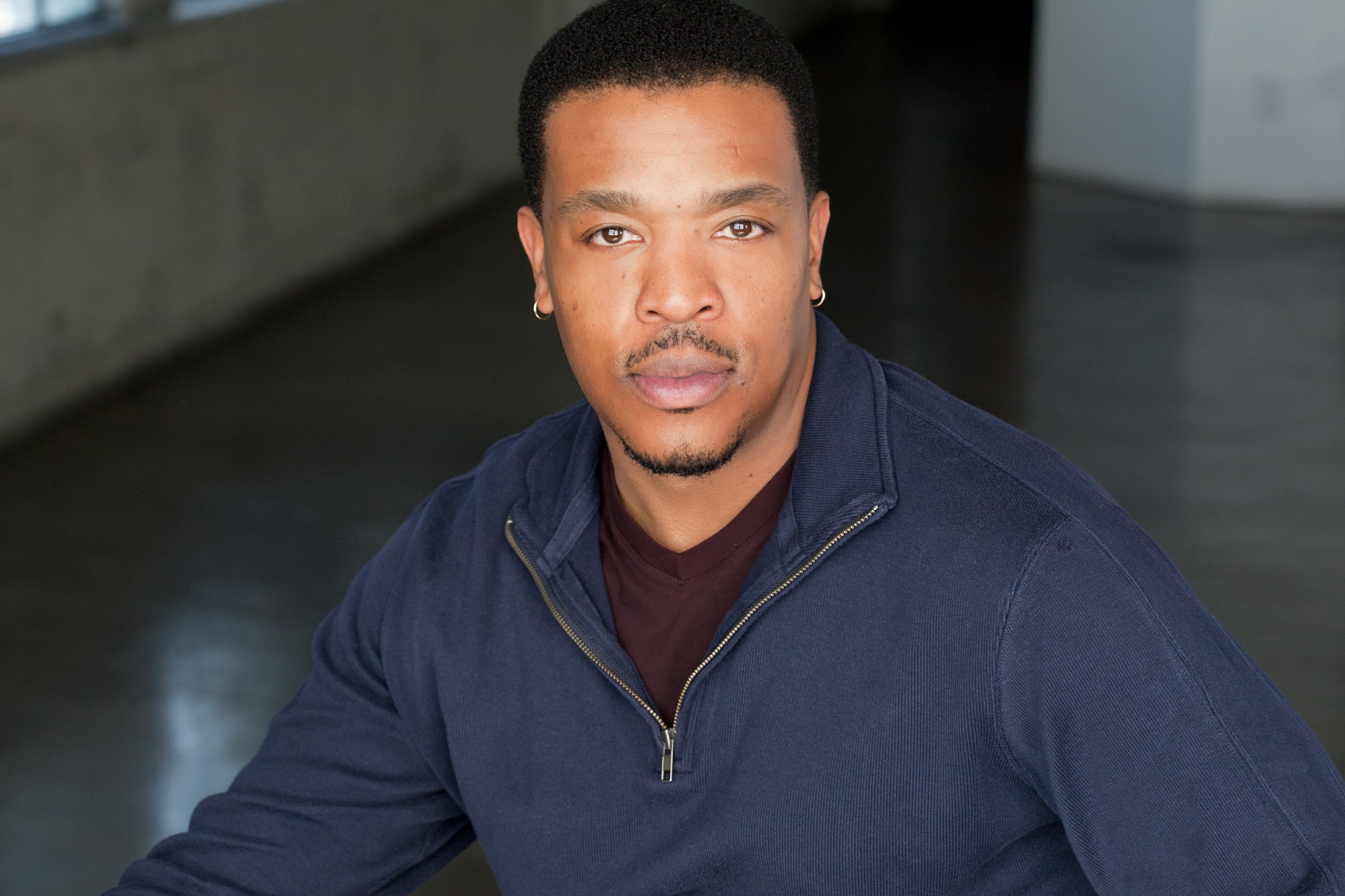 actor Russell Hornsby large photo