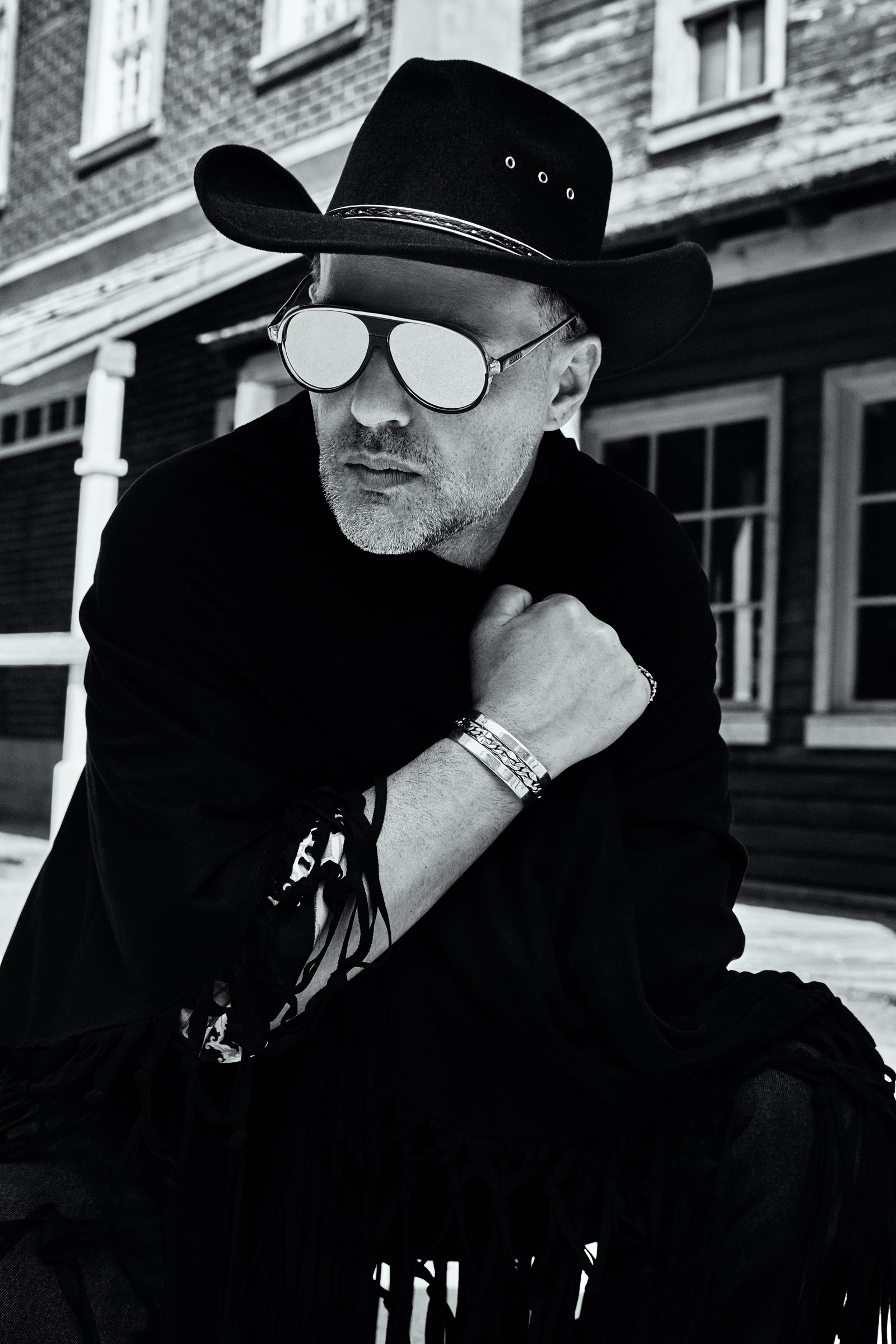 actor Louis Mandylor large photo actor Louis Mandylor large photo