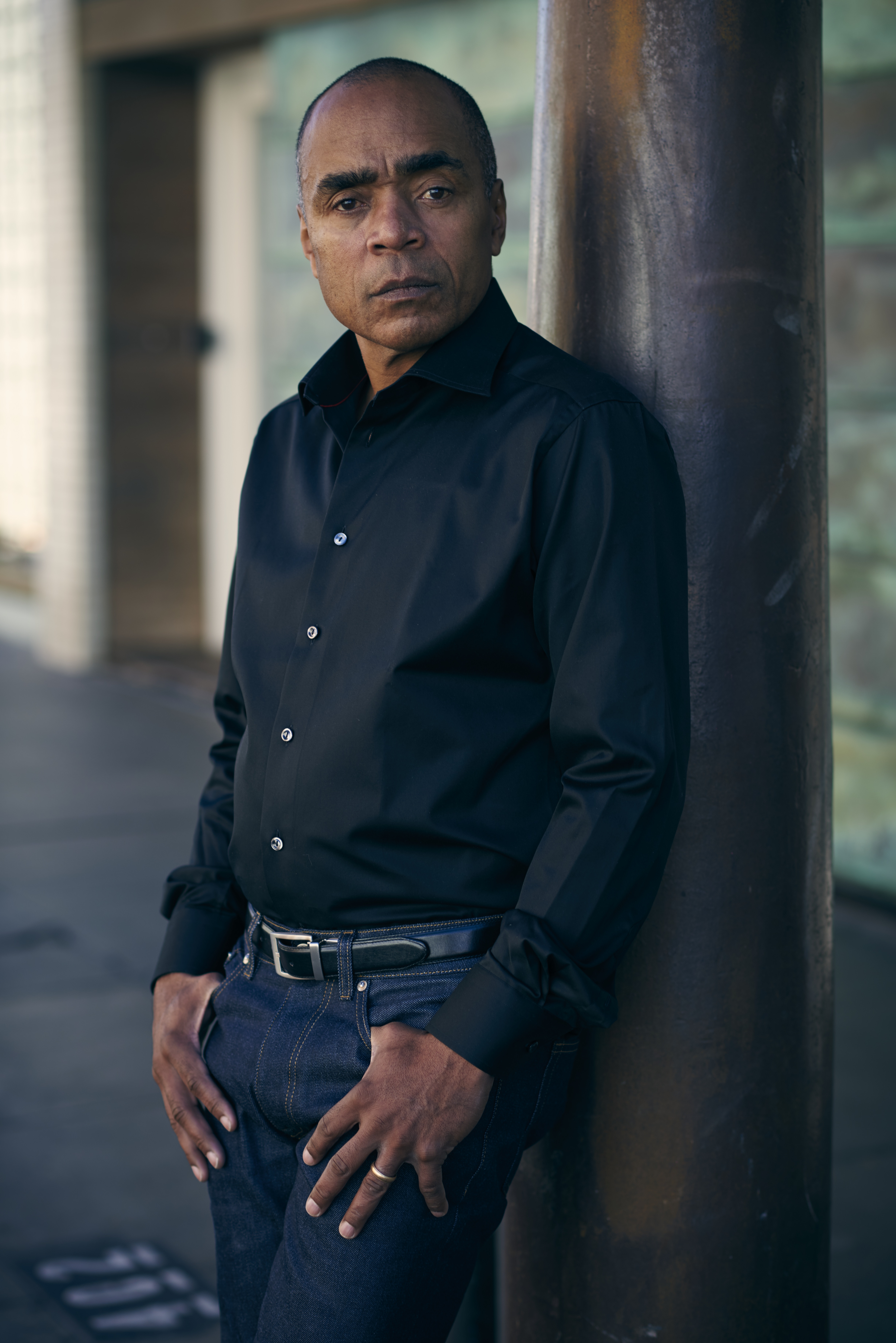 actor Tom Wright large photo