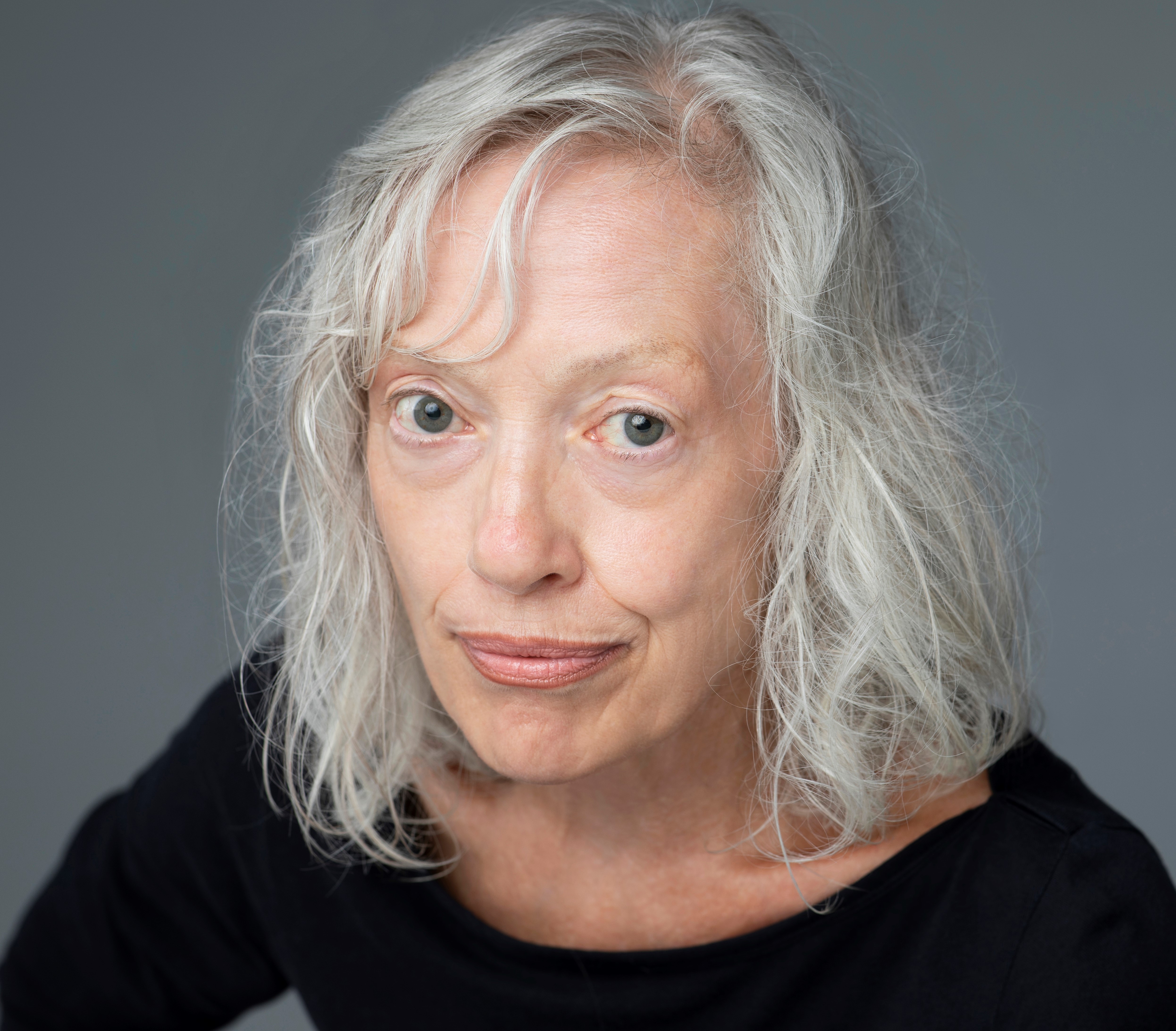 actor Victoria Patenaude large photo